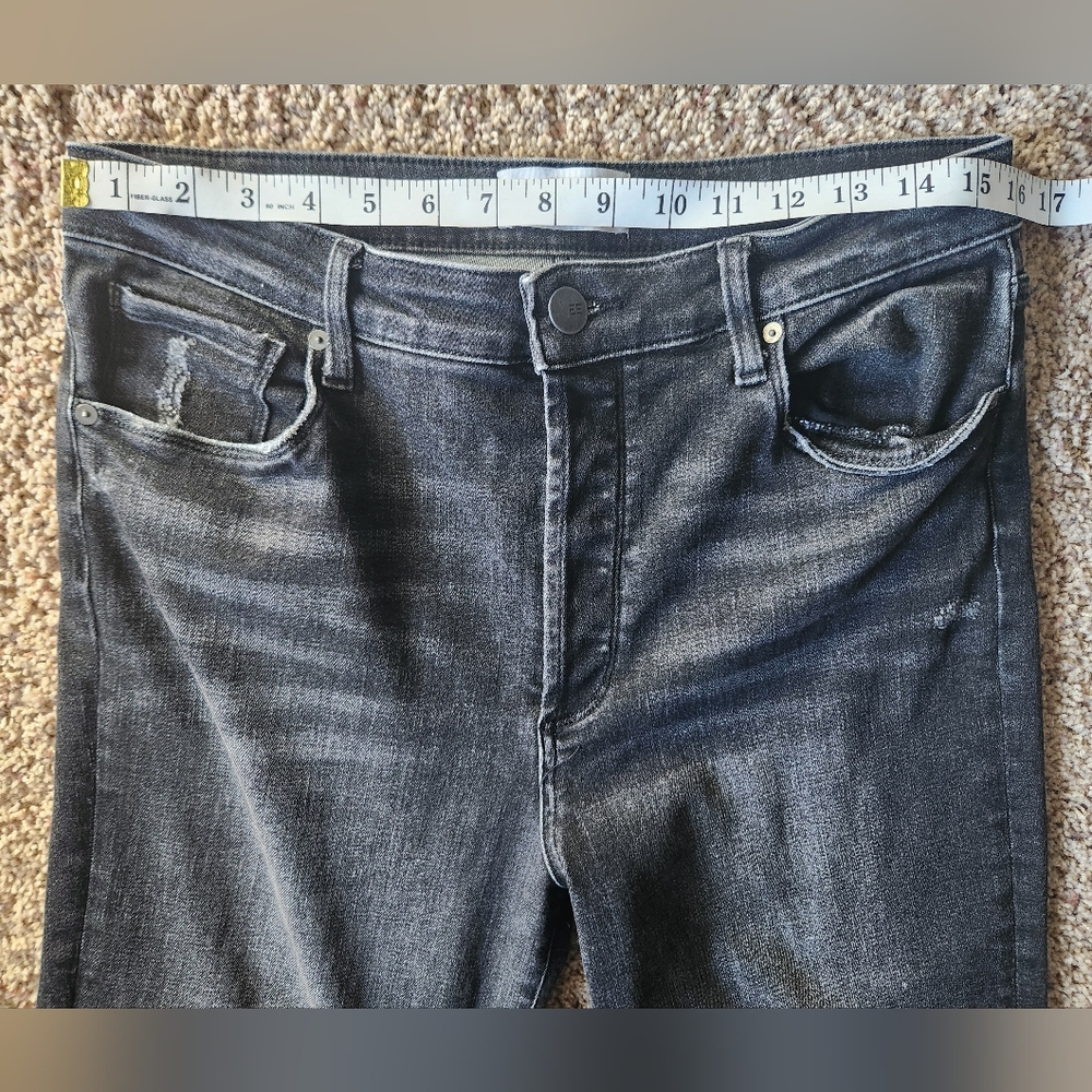 Evereve The Ever Straight Jeans Black Raw Hem Size 31 - Picture 9 of 11